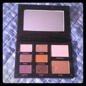 Muted Muse Eyeshadow Palette